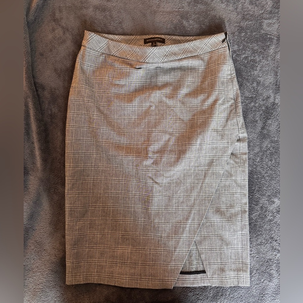 Banana Republic Plaid Pencil Skirt
